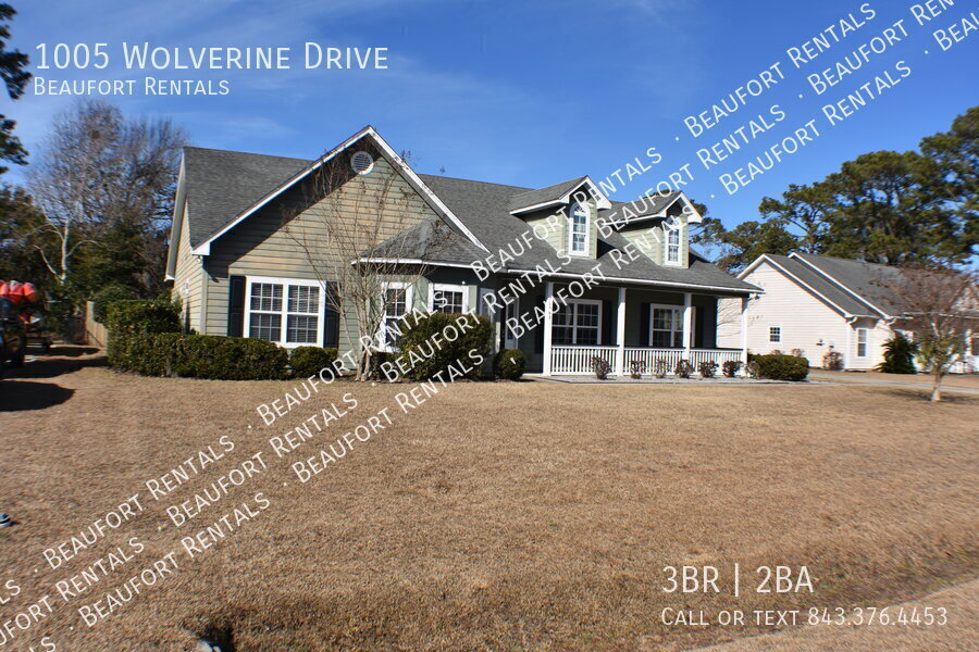 1005 Wolverine Dr in Beaufort, SC - Building Photo