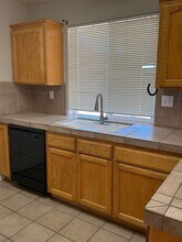 15377 Dale Evans Pkwy in Apple Valley, CA - Building Photo - Building Photo