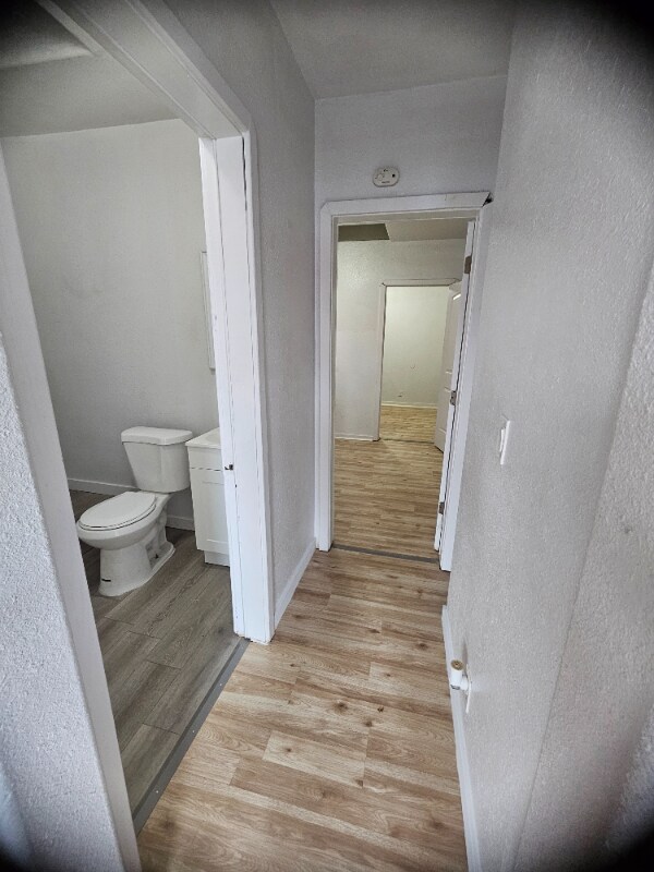 311 N Tower Ave-Unit -2 in Centralia, WA - Foto de edificio - Building Photo