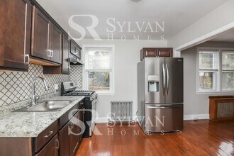 6147 Chinquapin Pkwy in Baltimore, MD - Building Photo - Building Photo