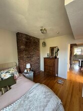 22 Dwight St, Unit 4 in Boston, MA - Building Photo - Building Photo