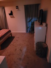 327 Webster St in Hampton, VA - Foto de edificio - Building Photo