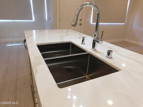 116 Maegan Pl in Thousand Oaks, CA - Building Photo - Building Photo