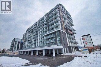 461 Green Rd in Hamilton, ON - Building Photo - Building Photo