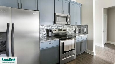 18101 Point Lookout Dr in Houston, TX - Building Photo - Building Photo