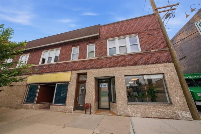 property at 6719 N Oshkosh Ave