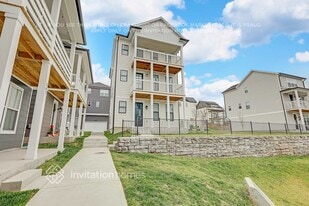 647 Vernon Ave in Nashville, TN - Building Photo