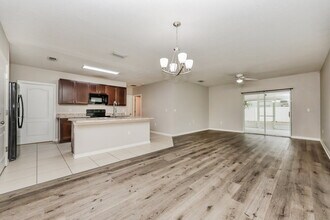 12102 Fawn Brindle St in Riverview, FL - Building Photo - Building Photo