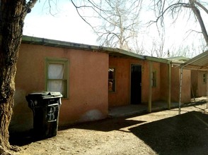 4914 Rincon Rd NW in Albuquerque, NM - Building Photo - Building Photo