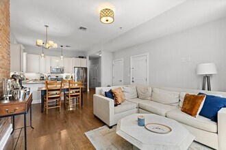 61 Reservoir Ave in Jersey City, NJ - Building Photo - Building Photo