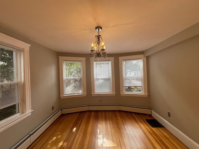 107.5 Elm St in Amesbury, MA - Building Photo - Building Photo