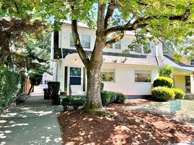 2226 NE 27th Ave in Portland, OR - Building Photo - Building Photo