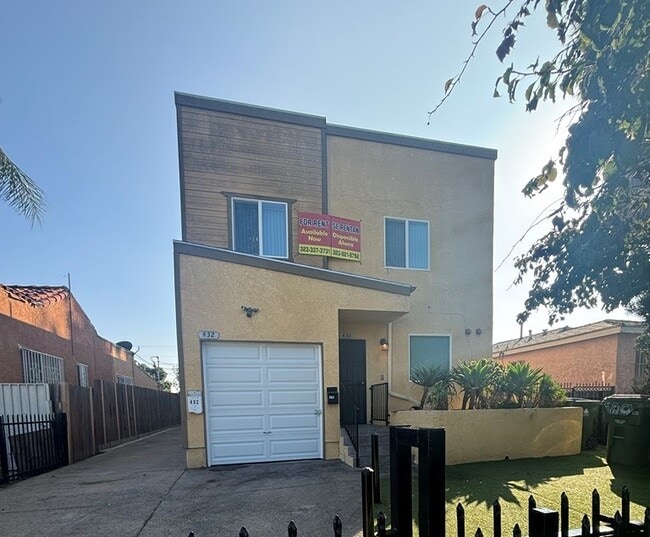 property at 430 E 118th St