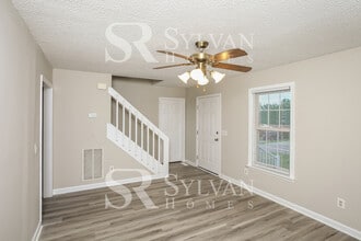 300 Tarpon Springs Rd in Columbia, SC - Building Photo - Building Photo