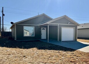 3612 E 3rd Pl in Lubbock, TX - Building Photo - Building Photo
