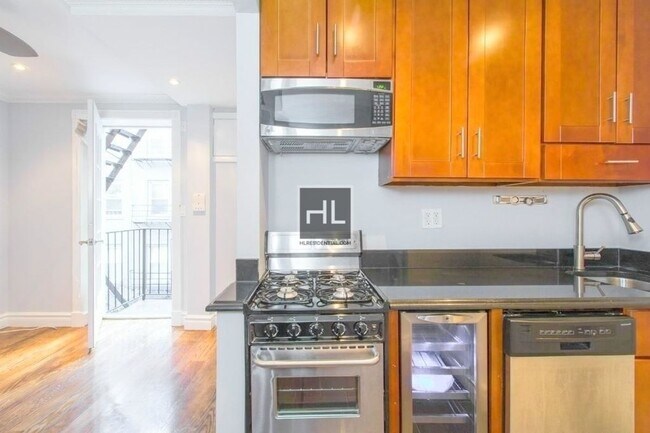 AVE A in New York, NY - Building Photo - Building Photo