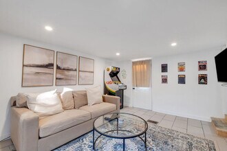 69B Donelson St in Nashville, TN - Building Photo - Building Photo