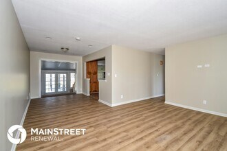 6201 W Pages Ln in Louisville, KY - Building Photo - Building Photo