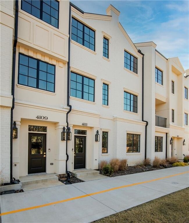 property at 4111 S Champions Dr