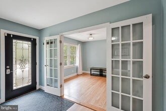6513 Old Dominion Dr in McLean, VA - Building Photo - Building Photo