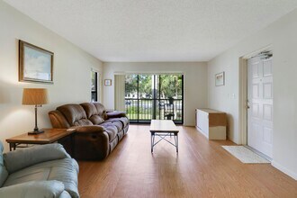 2703 SW Matheson Ave in Palm City, FL - Building Photo - Building Photo