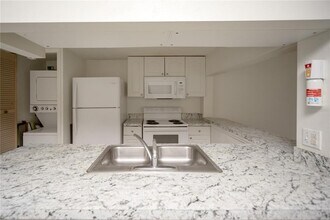 811 Orchid Dr in Davenport, FL - Building Photo - Building Photo