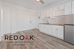 744 Beacon Ave, Unit 414 in Los Angeles, CA - Building Photo