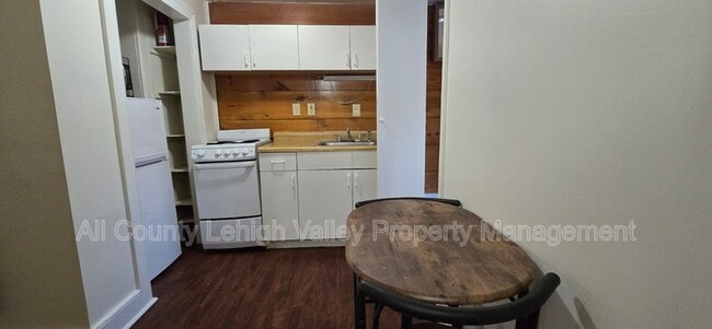 property at 51 S 5th St