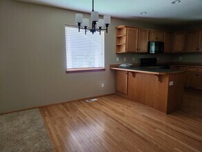 16 Rocky Ridge Dr in Bellingham, WA - Building Photo - Building Photo