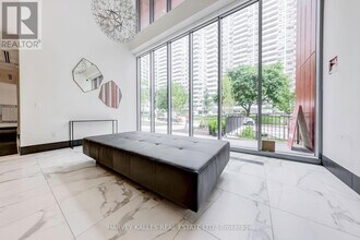 50-2950 Dunfield Ave in Toronto, ON - Building Photo - Building Photo