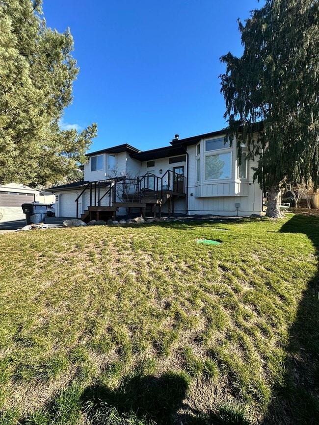 3765 Knowles Rd in Wenatchee, WA - Building Photo - Building Photo