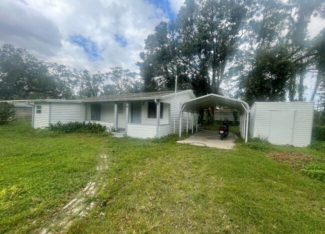 7222 E 29th Ave in Tampa, FL - Foto de edificio - Building Photo