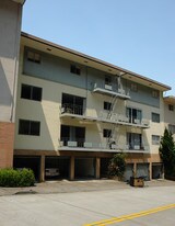 Forest Knolls Apartments