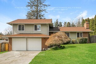 32019 40th Pl SW in Federal Way, WA - Building Photo