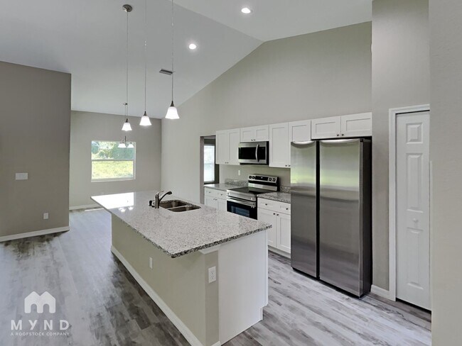4395 Langtree Ave in North Port, FL - Building Photo - Building Photo