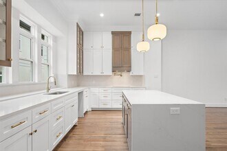 1013 E 28th St in Houston, TX - Building Photo - Building Photo