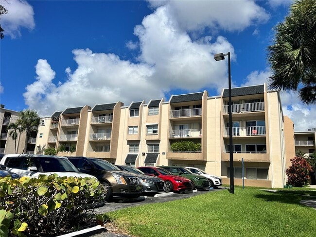 7725 SW 86th St in Miami, FL - Building Photo - Building Photo