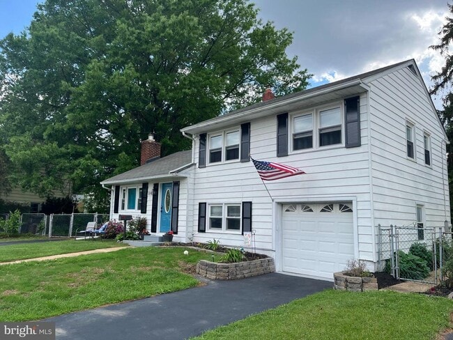 property at 516 Glover Rd