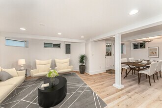 5523 Woodlawn Ave N in Seattle, WA - Building Photo - Building Photo