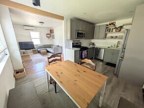 4703 Oak Cliff Dr in Austin, TX - Building Photo - Building Photo