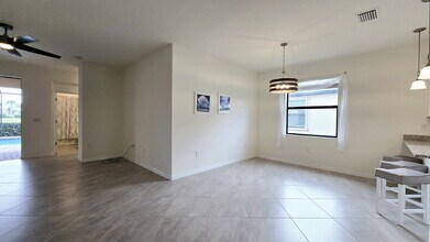 14600 Monrovia Ln in Ft. Myers, FL - Building Photo - Building Photo