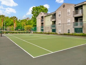 Brookwood Club in Jacksonville, FL - Foto de edificio - Building Photo