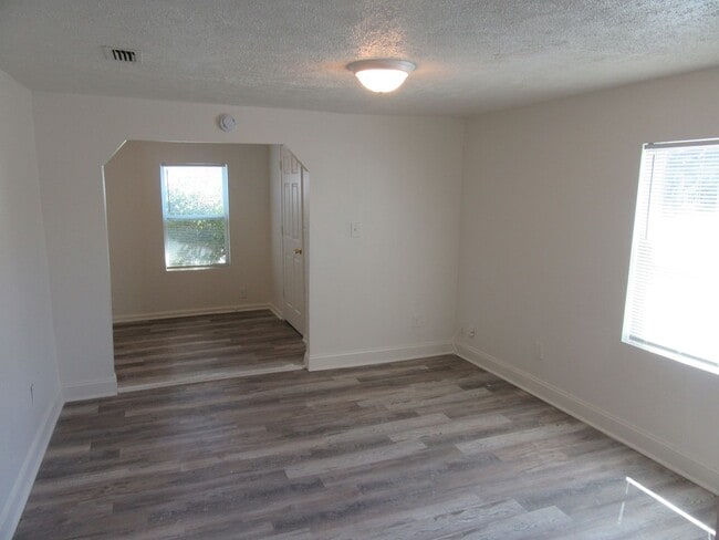 237 Helen Ave in Panama City, FL - Foto de edificio - Building Photo