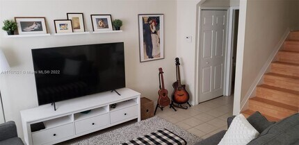 11411 NW 60th St-Unit -285 in Doral, FL - Foto de edificio - Building Photo