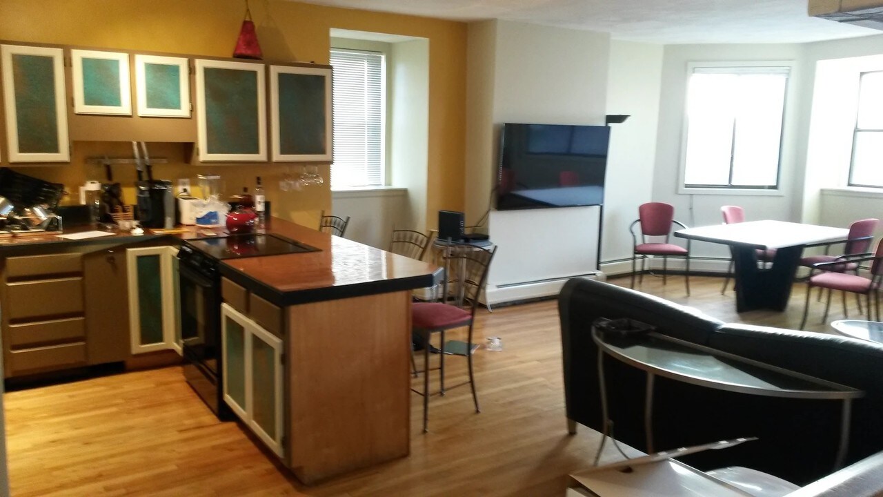 764 Tremont St in Boston, MA - Building Photo