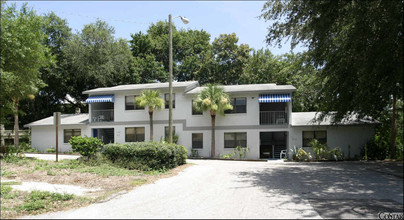 Cambridge Place in Clearwater, FL - Building Photo - Building Photo