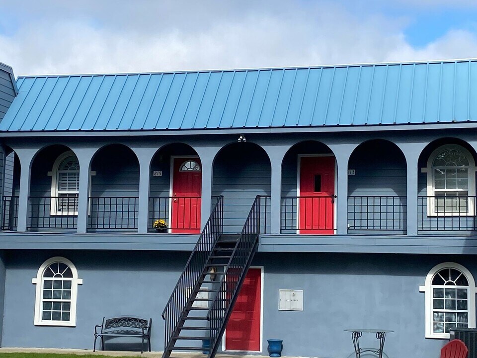 813 W 2nd St in Washington, NC - Building Photo