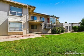 4142 E Calle Redonda in Phoenix, AZ - Building Photo - Building Photo