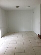 2885 SW 127th Ave in Miramar, FL - Building Photo - Building Photo