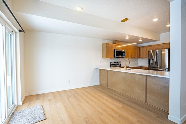 1967 S Cherry Ln in Spokane, WA - Building Photo - Building Photo